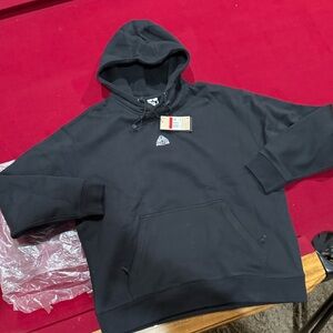 Nike acg men’s tall L hoodie